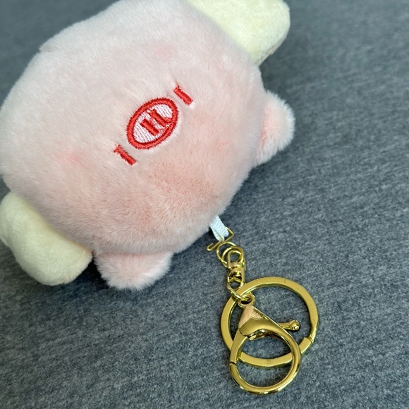 Plushie keychain - Picture 3 of 3